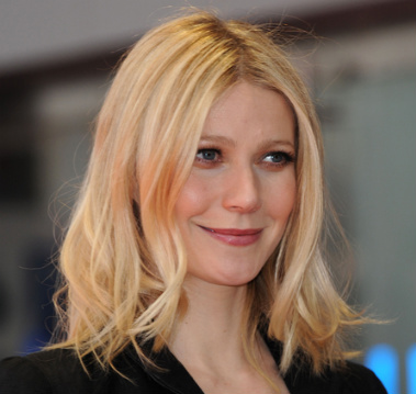 Gwyneth Paltrow Celebrates Hanukkah with Ice Cream!